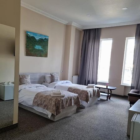 Rail Hotel Tbilisi Bagian luar foto