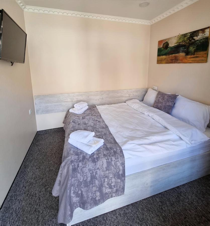 Rail Hotel Tbilisi Bagian luar foto