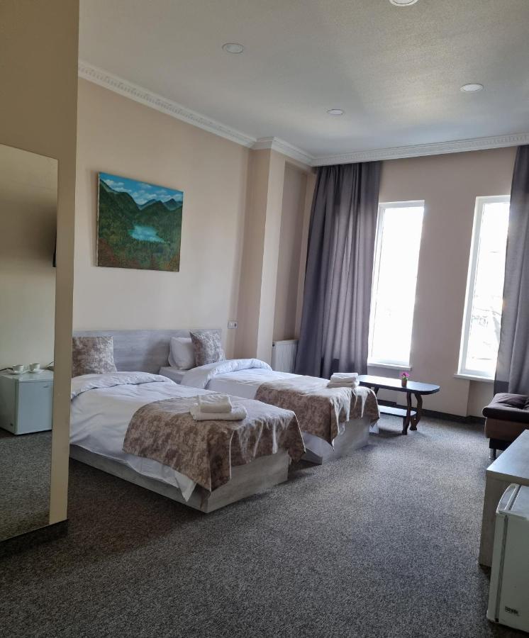 Rail Hotel Tbilisi Bagian luar foto